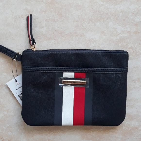 Tommy Hilfiger Handbags - Tommy Hilfiger wristlet
